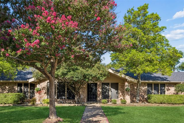 1303 Heather Glen Street, Duncanville, TX 75137