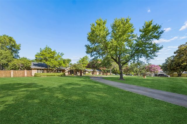 1303 Heather Glen Street, Duncanville, TX 75137