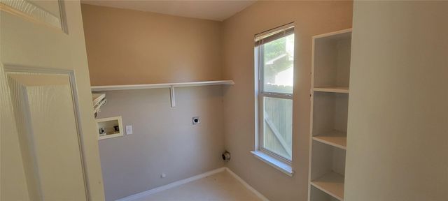 730 Blair Ave, Bastrop, TX 78602
