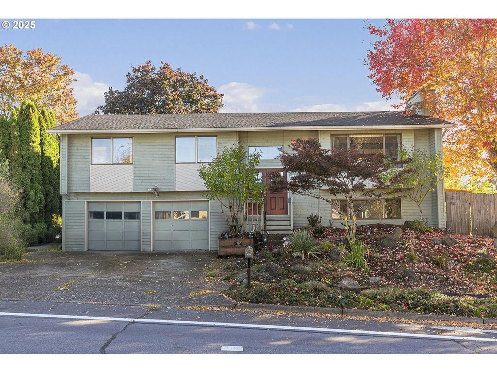 2188 Sw BINFORD LAKE Pkwy, Gresham, OR 97080