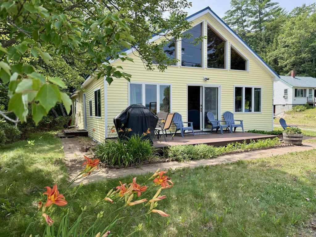 676 S High Street, Bridgton, ME 04009 — exterior