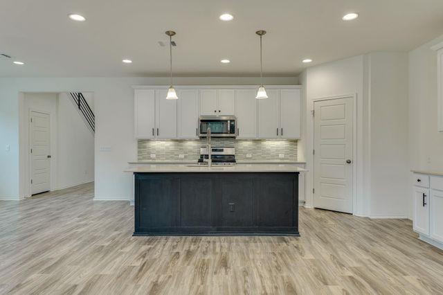 13519 Feldspar DR, Austin, TX 78729