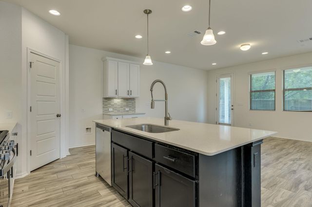 13519 Feldspar DR, Austin, TX 78729