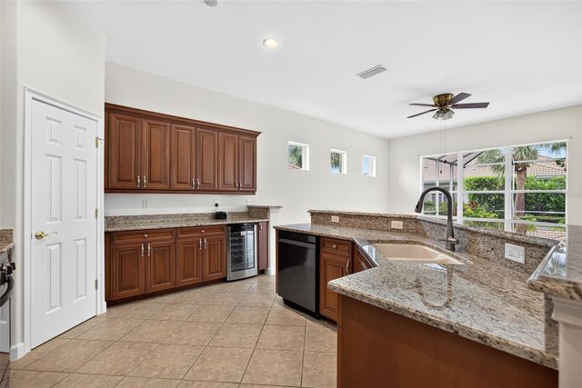141 MEDICI TERRACE, North Venice, FL 34275