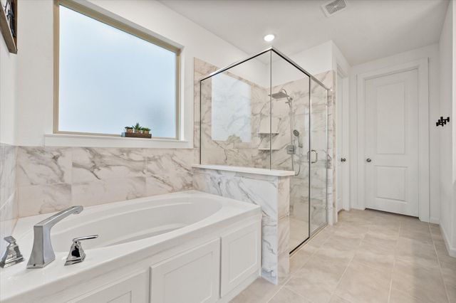 208 Scottish Way, Mansfield, TX 76063