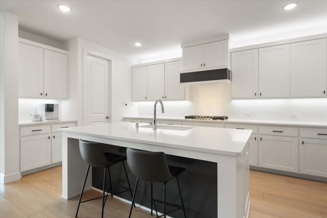 208 Scottish Way, Mansfield, TX 76063