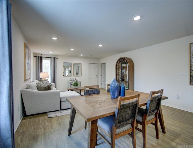 240 Bighorn Trail, Maumelle, AR 72113