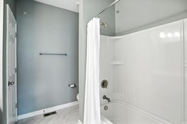 5342 W Stonewood Drive, Bloomington, IN 47404