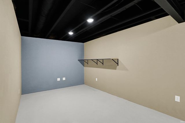 5342 W Stonewood Drive, Bloomington, IN 47404