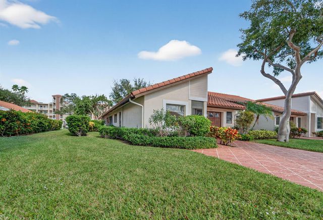 6215 Kings Gate Circle, Delray Beach, FL 33484