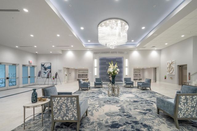 6215 Kings Gate Circle, Delray Beach, FL 33484