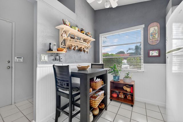 6215 Kings Gate Circle, Delray Beach, FL 33484