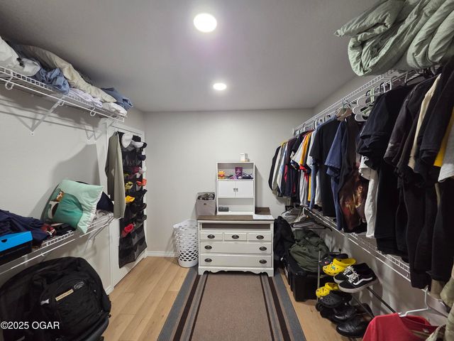 404 E Maple Street, Diamond, MO 64840