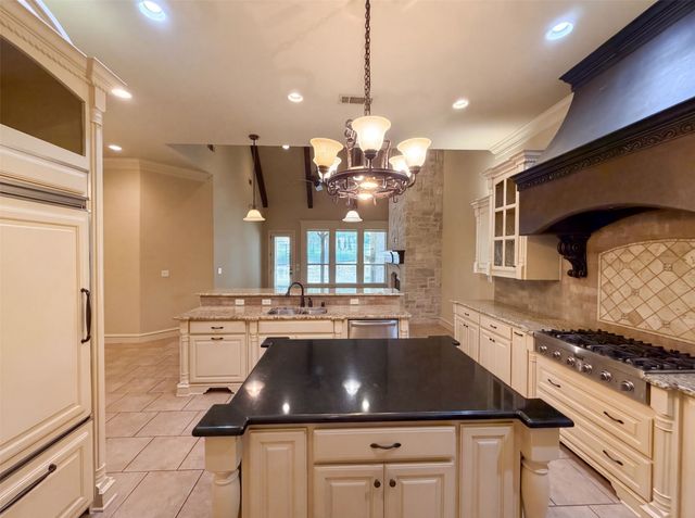 6113 Rock Dove Circle, Colleyville, TX 76034