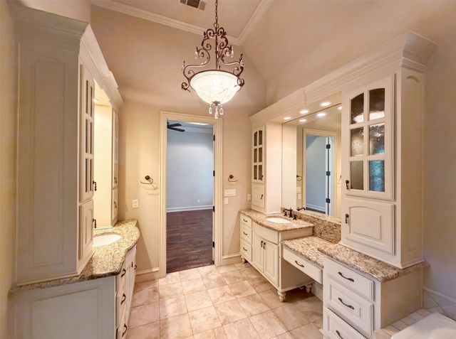 6113 Rock Dove Circle, Colleyville, TX 76034
