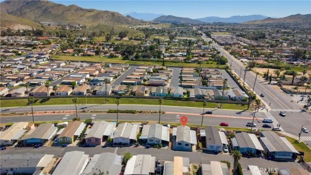 4041 Pedley 4, Jurupa Valley, CA 92509