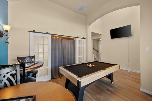 2585 Shoreview Drive, Grand Prairie, TX 75054