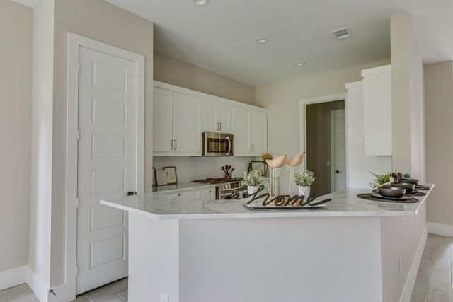 10017 Tokowa Drive, Dallas, TX 75217