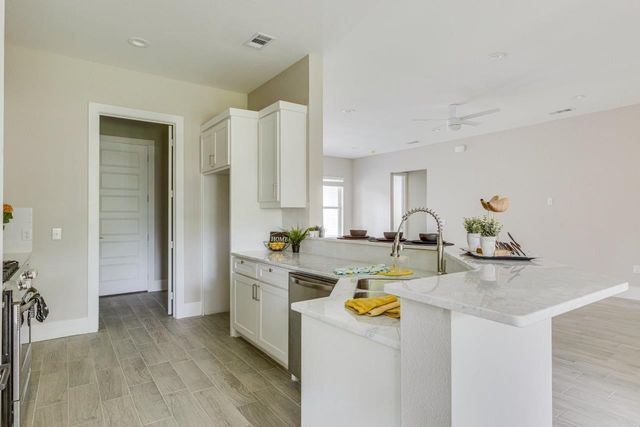 10017 Tokowa Drive, Dallas, TX 75217