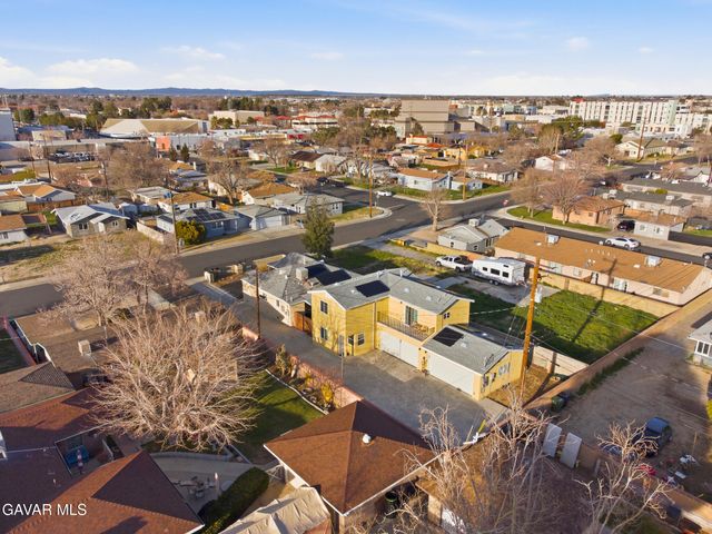 850 W Milling Street, Lancaster, CA 93534