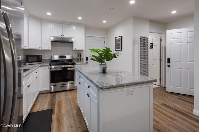 850 W Milling Street, Lancaster, CA 93534