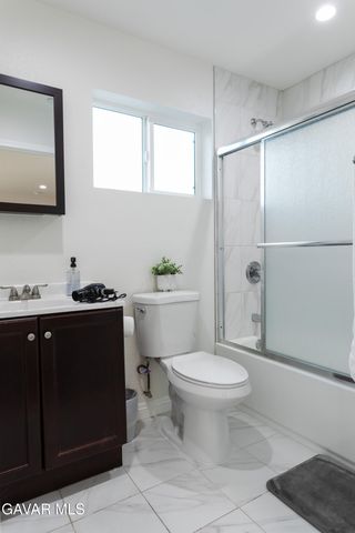 850 W Milling Street, Lancaster, CA 93534