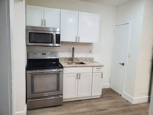 1947 Madison Street 2, Hollywood, FL 33020