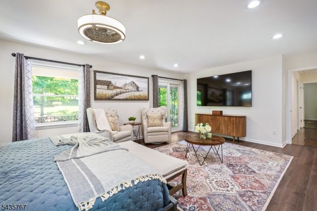 17 Sandalwood Dr, Warren Twp., NJ 07059