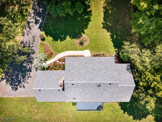 17 Sandalwood Dr, Warren Twp., NJ 07059