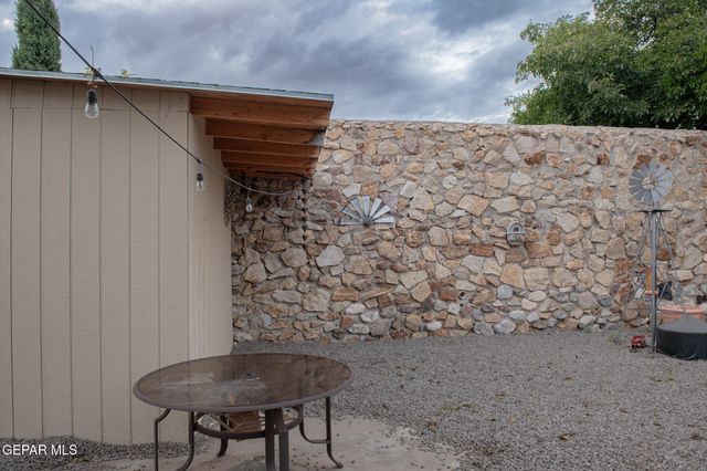 7305 LAKEHURST Road, El Paso, TX 79912