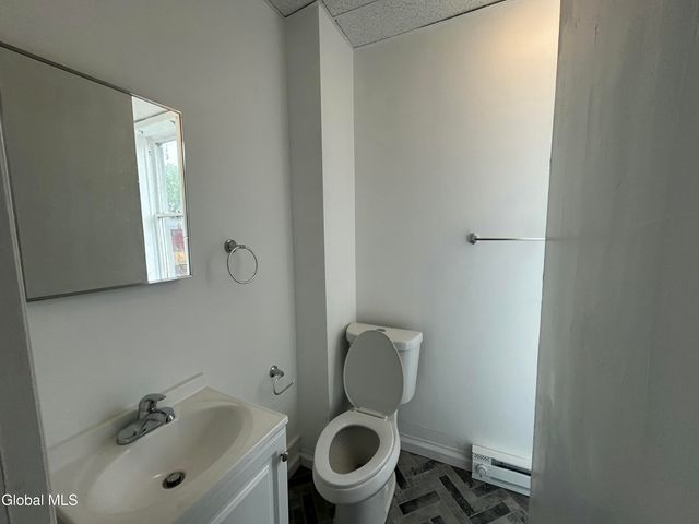 663 2nd Avenue 2S, Troy, NY 12182
