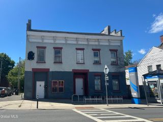 663 2nd Avenue 2S, Troy, NY 12182