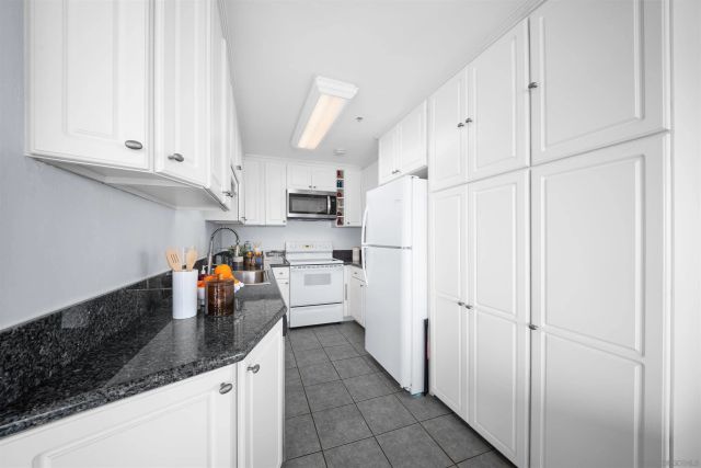 1235 Parker Pl 2F, San Diego, CA 92109