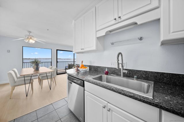 1235 Parker Pl 2F, San Diego, CA 92109