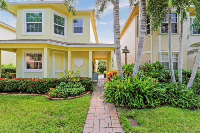 1922 SE Niceville Drive, Port St Lucie, FL 34952