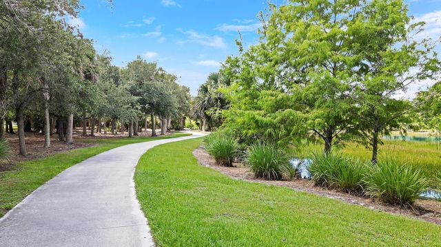 1922 SE Niceville Drive, Port St Lucie, FL 34952
