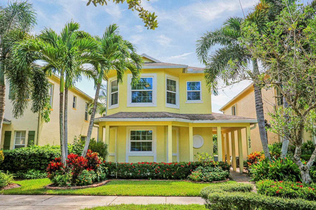 1922 SE Niceville Drive, Port St Lucie, FL 34952