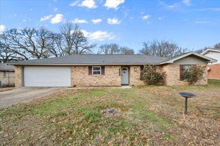 408 Fairmont Avenue, Corsicana, TX 75110