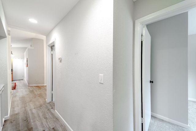 7044 Plume Way, Elk Grove, CA 95758