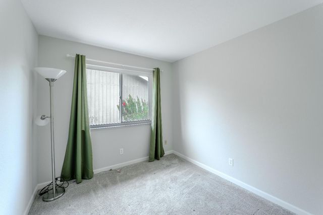 7044 Plume Way, Elk Grove, CA 95758
