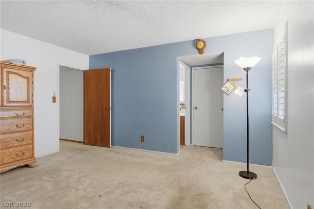 1209 Oak Tree Lane, Las Vegas, NV 89108
