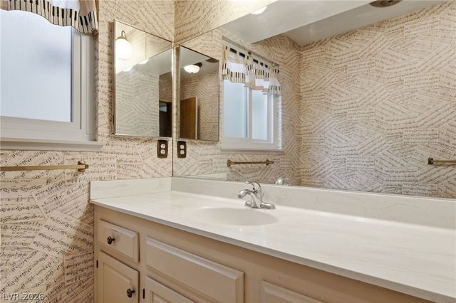1209 Oak Tree Lane, Las Vegas, NV 89108