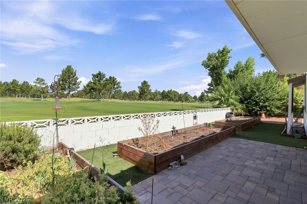 1209 Oak Tree Lane, Las Vegas, NV 89108