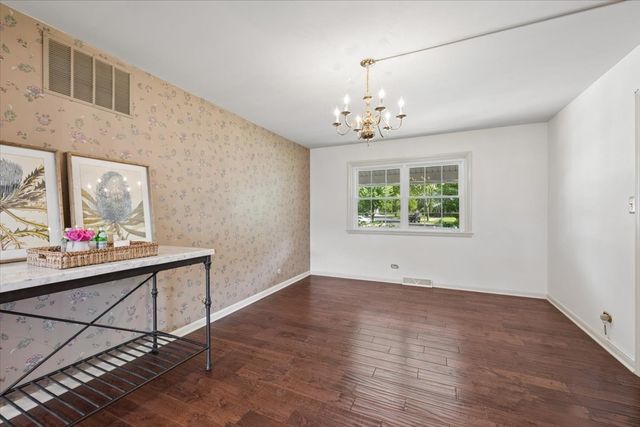 804 N Wente Court, Palatine, IL 60074