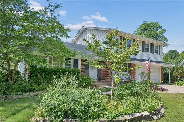 804 N Wente Court, Palatine, IL 60074