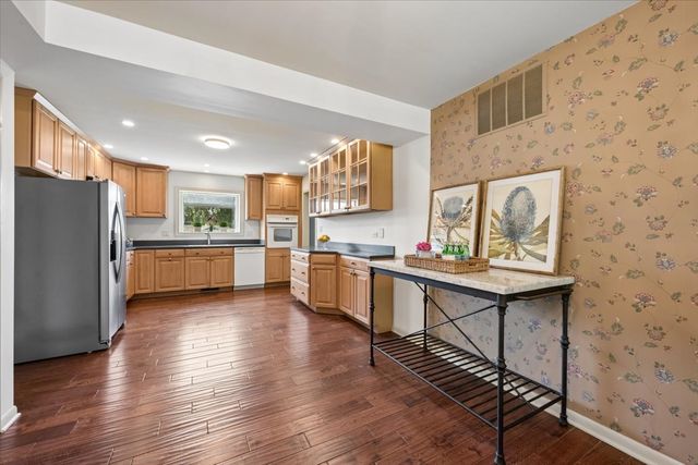 804 N Wente Court, Palatine, IL 60074
