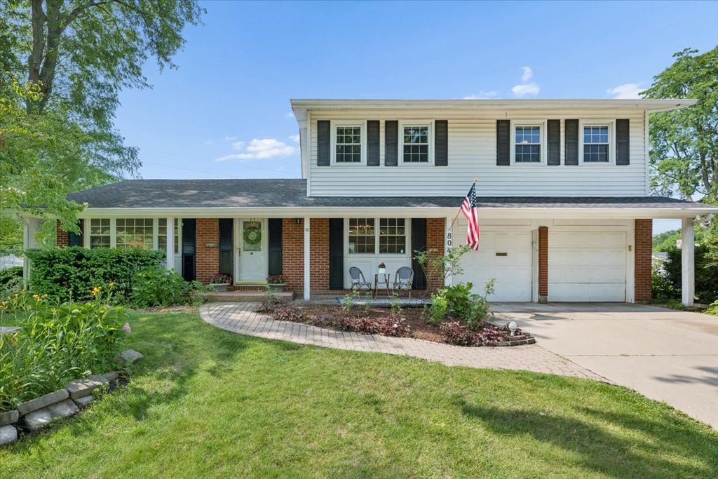 804 N Wente Court, Palatine, IL 60074