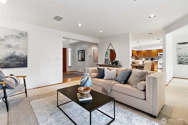 29247 188th Avenue SE, Kent, WA 98042