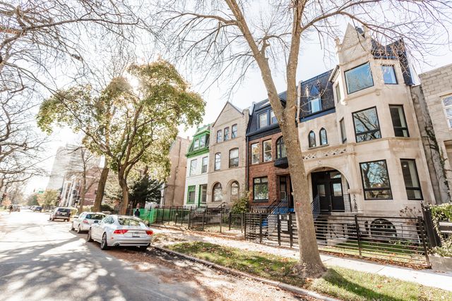 3638 S King Drive 1, Chicago, IL 60653
