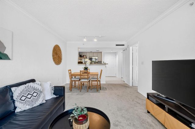 1801 N FLAGLER Drive 727, West Palm Beach, FL 33407